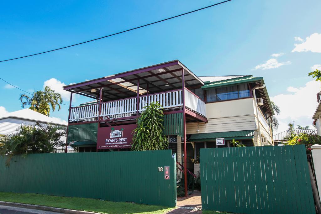 Ryan'S Rest Boutique Accommodation Cairns Buitenkant foto