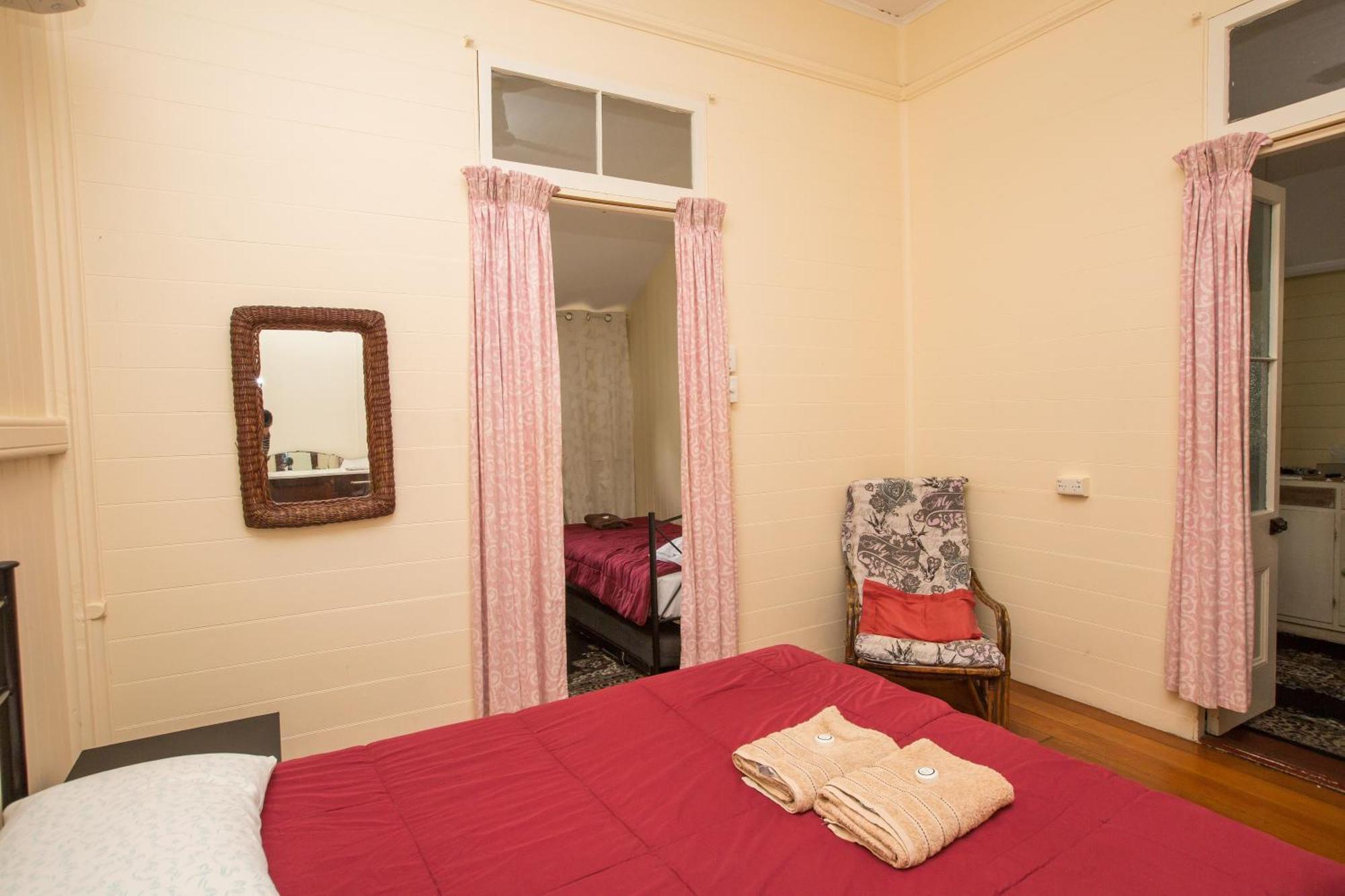 Ryan'S Rest Boutique Accommodation Cairns Kamer foto